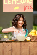 little girl lemonade stand